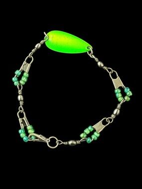 NEW Handcrafted Fishing Lure Swivel & Bait Neon Beaded Bracelet. Measures 7in